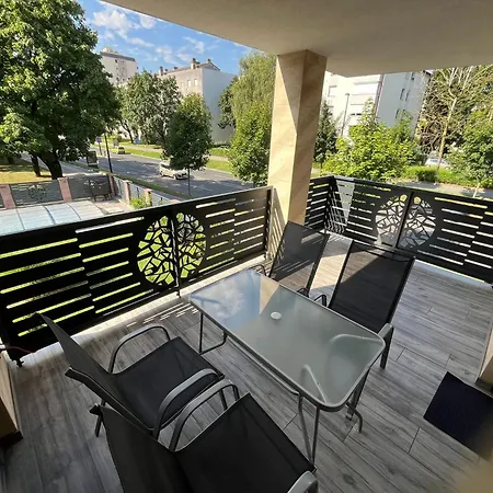 Moste 2 - Free Parking & Pool, Ev Station