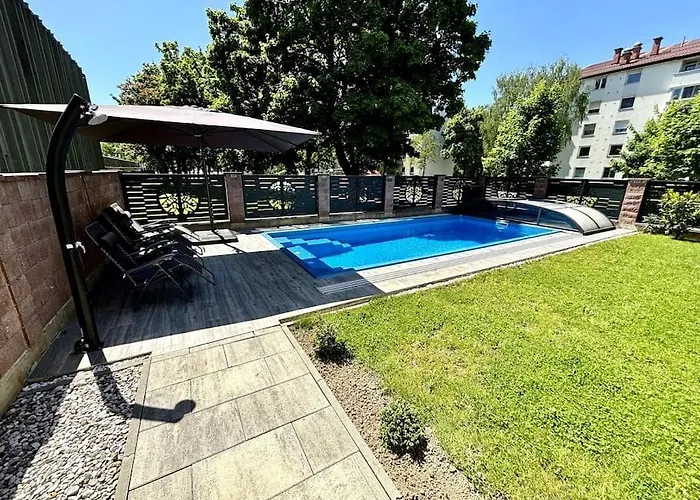 Moste 2 - Free Parking & Pool, Ev Station