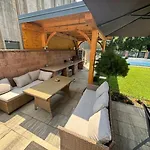 Moste 2 - Free Parking & Pool, Ev Station アパート リュブリャナ