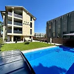 Moste 2 - Free Parking & Pool, Ev Station アパート リュブリャナ