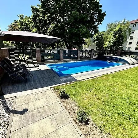 Moste 2 - Free Parking & Pool, Ev Station