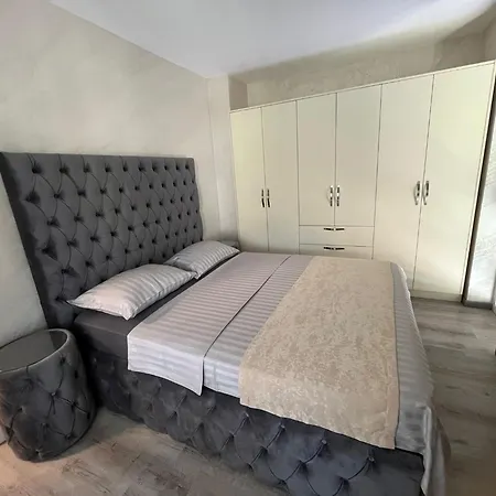 Moste 2 - Free Parking & Pool, Ev Station *